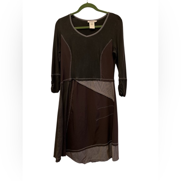 Dzhavael Couture Dresses & Skirts - Dzhavael Couture Asymmetrical Tonal Black Mixed Media Midi Dress Size M